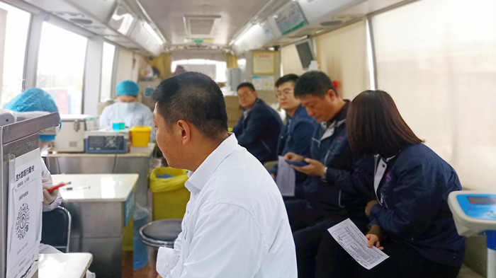 沈陽航空產(chǎn)業(yè)集團組織員工開展“獻熱血、踐初心”無償獻血活動